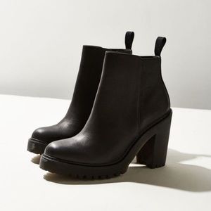 Dr. Martens Magdalena Leather Heeled Boots